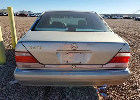 1999 Mercedes-Benz S 420 из США, поврежденный, VIN WDBGA43G1XA429887